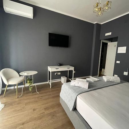 Isvi Bari Comfort Rooms מראה חיצוני תמונה