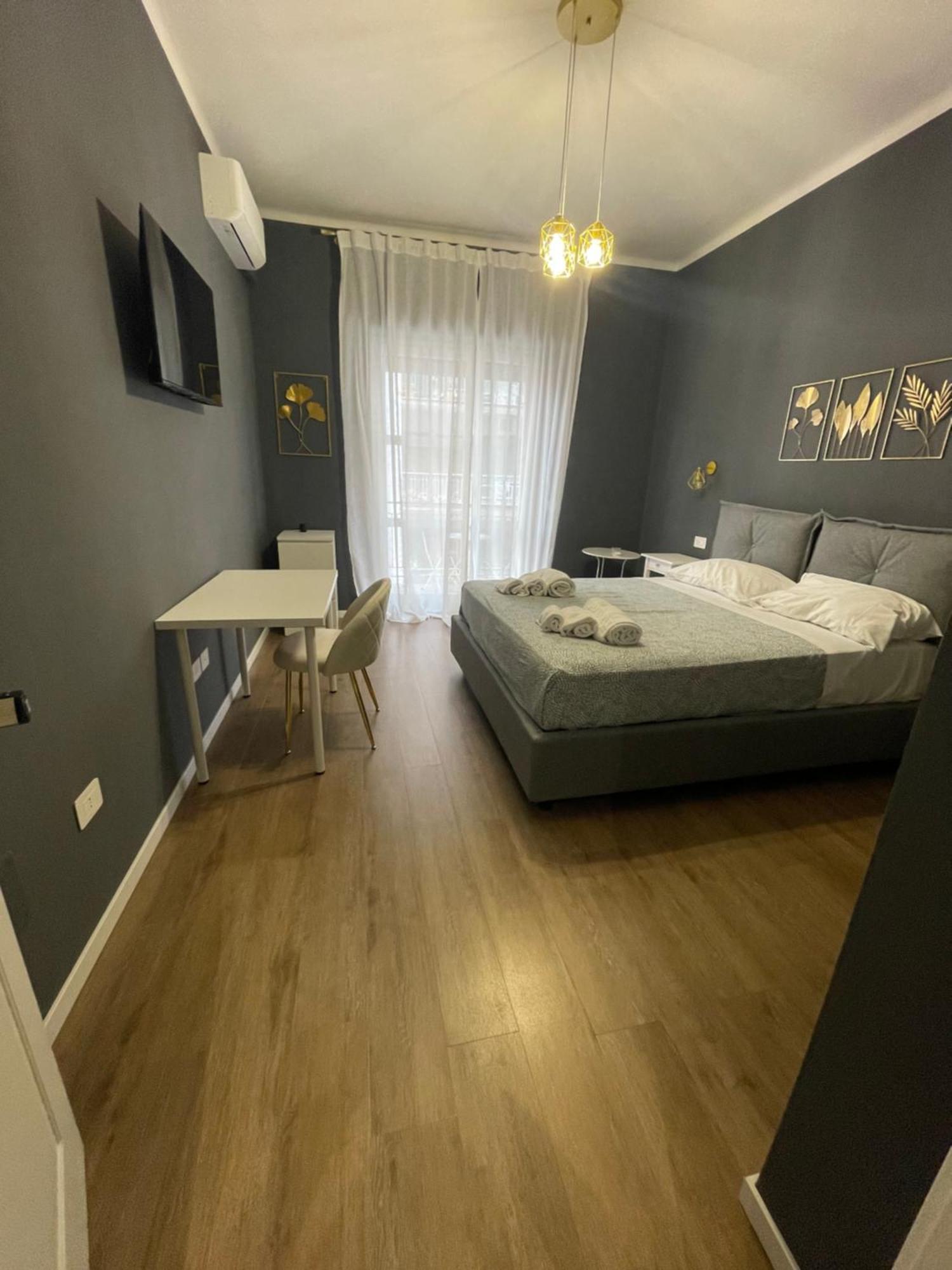 Isvi Bari Comfort Rooms מראה חיצוני תמונה