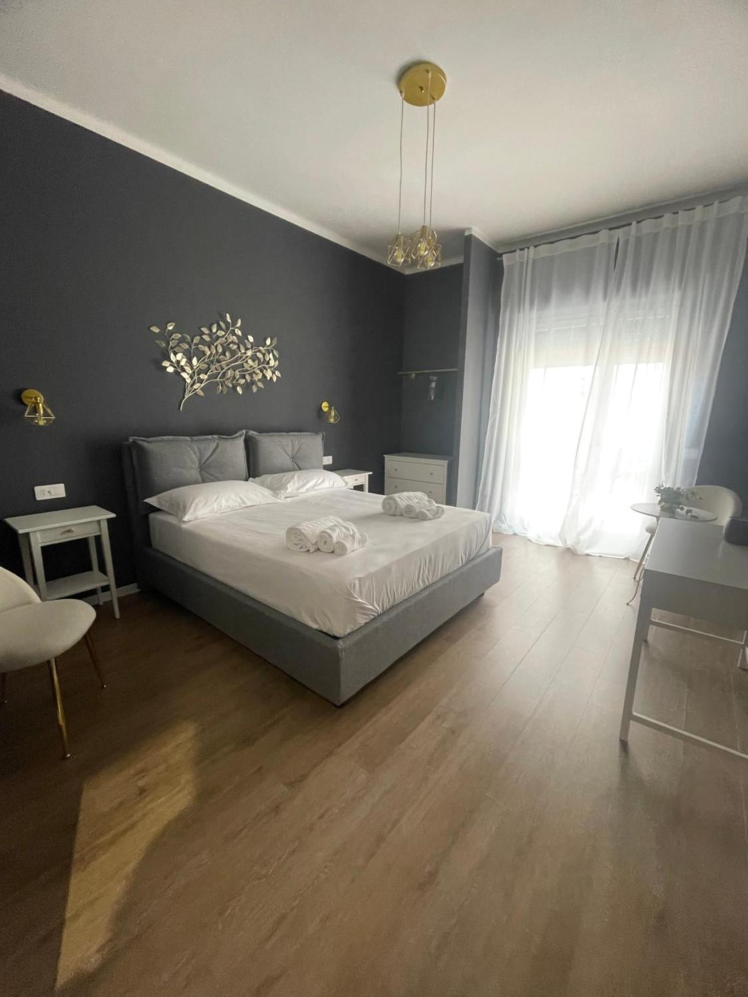 Isvi Bari Comfort Rooms מראה חיצוני תמונה
