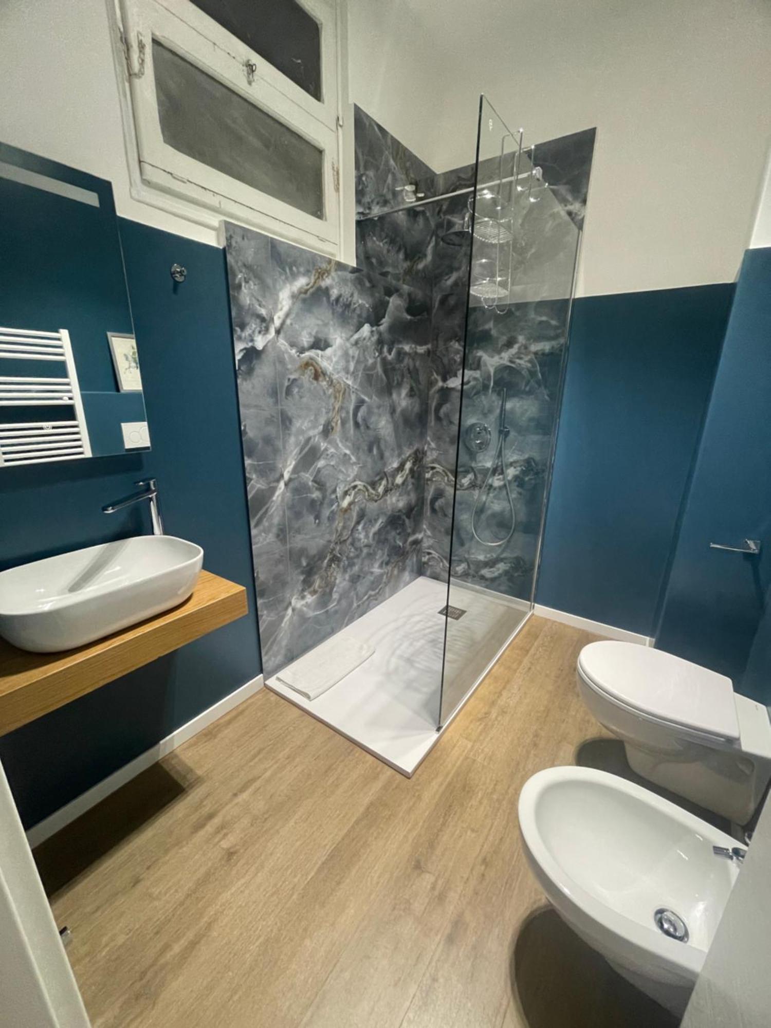 Isvi Bari Comfort Rooms מראה חיצוני תמונה